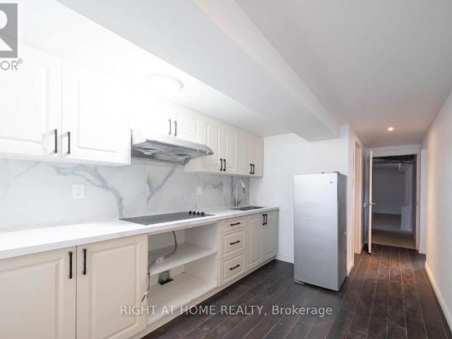 Apartment for rent in Woburn, Ontario