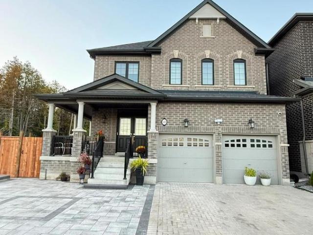 Apartment for rent in Whitby, Golden Horseshoe