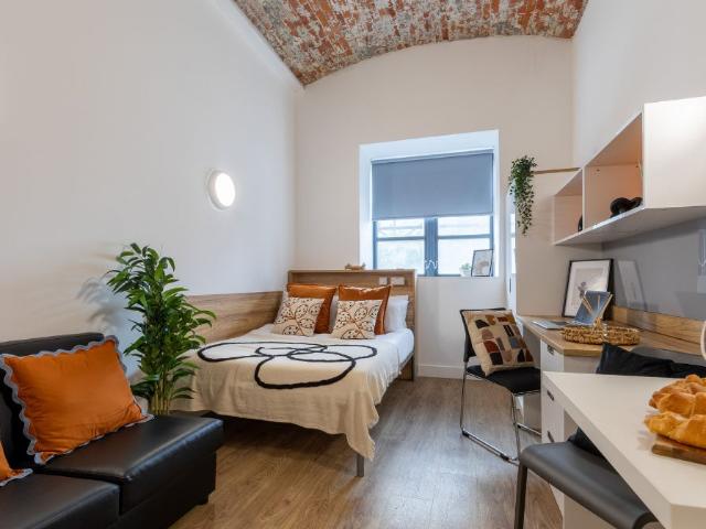 Room for rent in First Street, Manchester