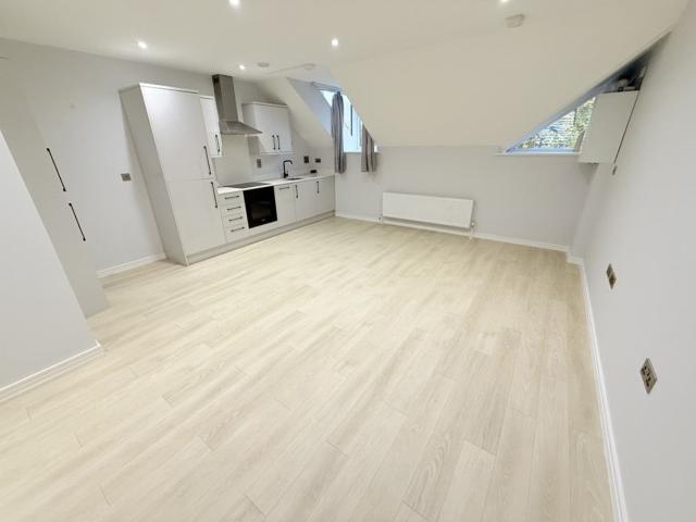 Flat for rent in Shinfield