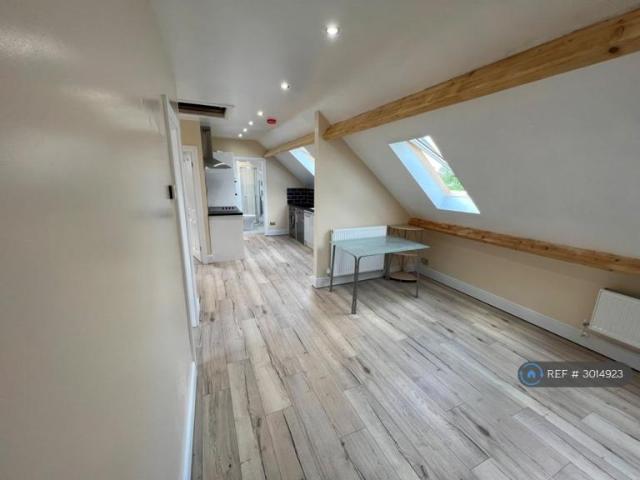 Flat for rent in Hillmorton Paddox, New Bilton