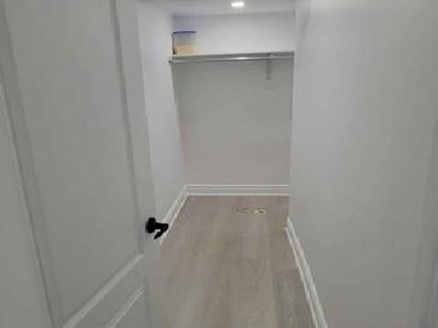 Apartment for rent in Georgina, Ontario