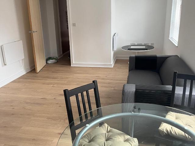 Flat for rent in First Street, Manchester