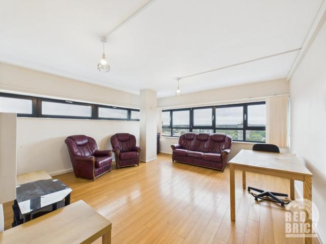 Flat for rent in Spon End, West Midlands