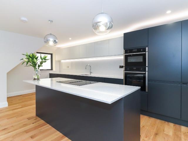 Flat for rent in Denham, Gerrards Cross and Chalfonts Community Board, Tatling End