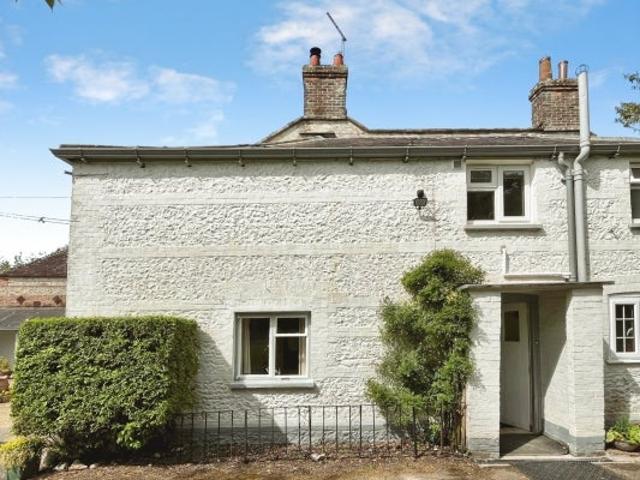 Flat for rent in Okeford Fitzpaine, East Dorset