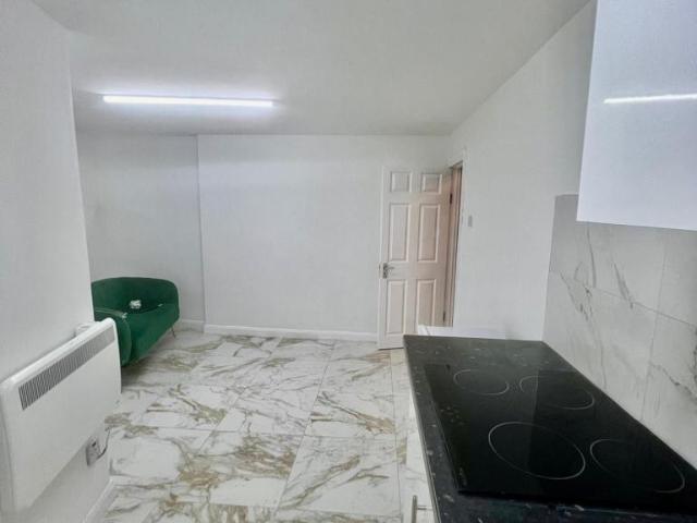 Flat for rent in Aveley, Essex