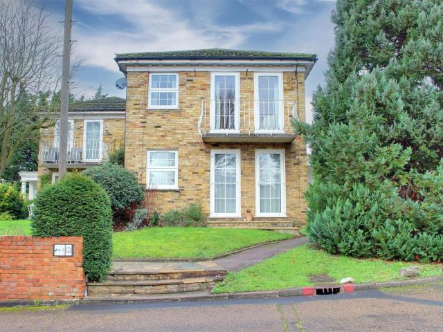 Flat for rent in Kings Hill, East Hertfordshire