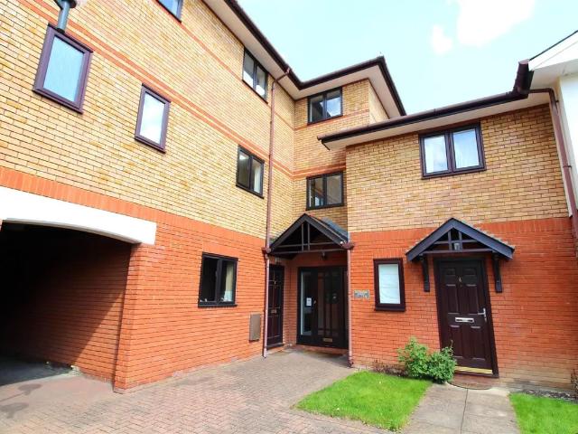 Flat for rent in Bray Wick, Maidenhead
