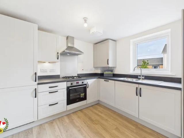 Flat for rent in Yate, Ladden Garden Village