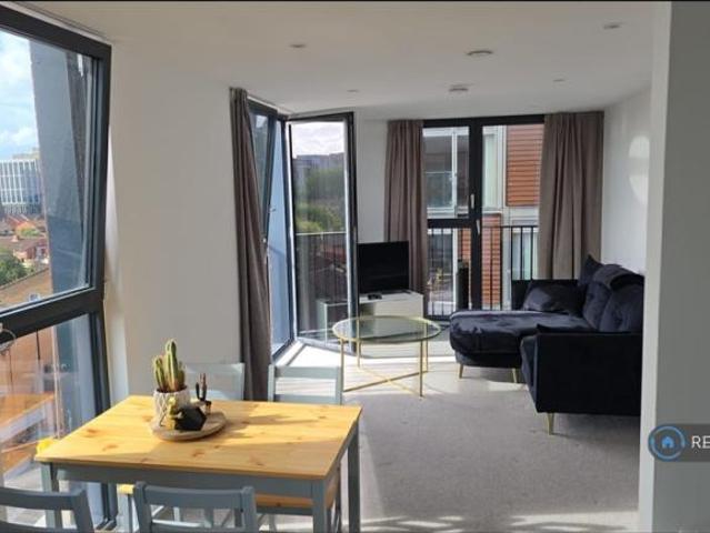 Flat for rent in Chinatown, Liverpool