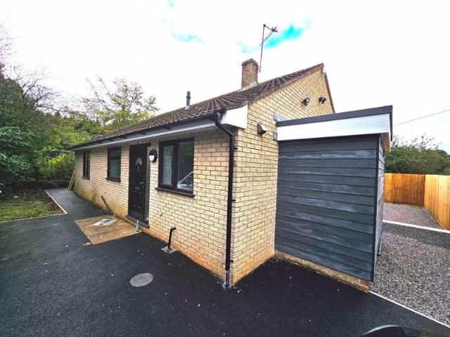 Flat for rent in Winterbourne, Winterbourne