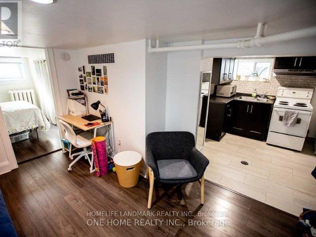 House for rent in Toronto