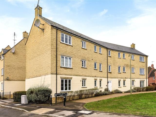 Flat for rent in Madley Park, West Oxfordshire