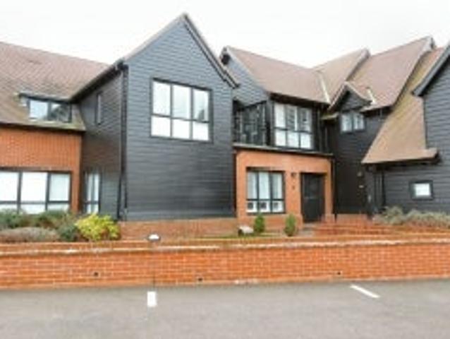 Flat for rent in Duton Hill, Essex