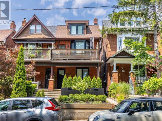 Apartment for rent in High Park North, Toronto