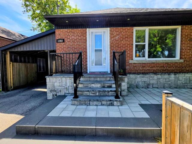 Apartment for rent in Woburn, Ontario