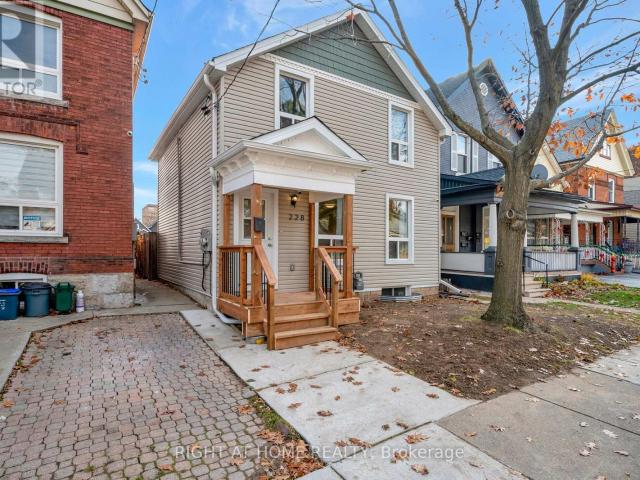 Apartment for rent in Ancaster, Ontario