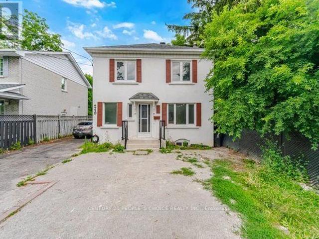 House for rent in Woburn, Ontario