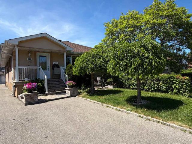 Apartment for rent in Woburn, Ontario