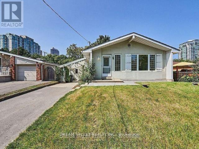 House for rent in Scarborough Centre, Toronto