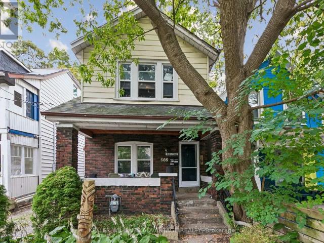 House for rent in Beaches—East York, Toronto