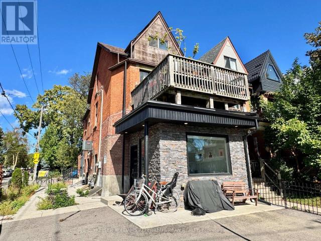 House for rent in South Parkdale, Toronto