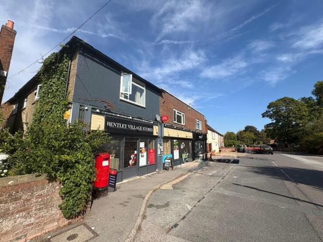Flat for rent in Marelands, East Hampshire