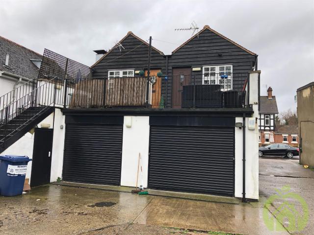 Flat for rent in London Borough of Havering, Greater London