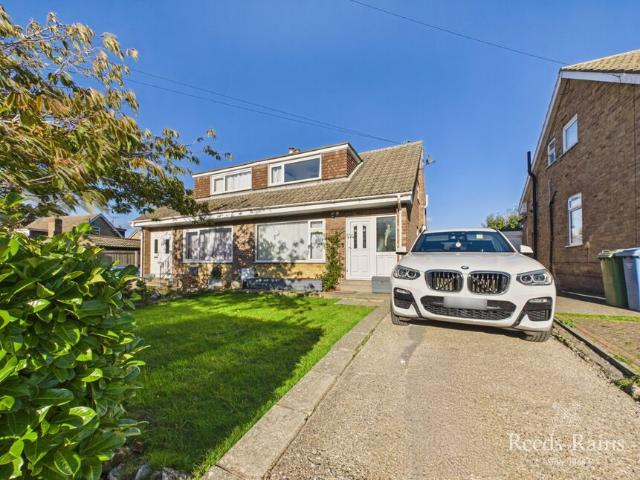 Flat for rent in Cayton
