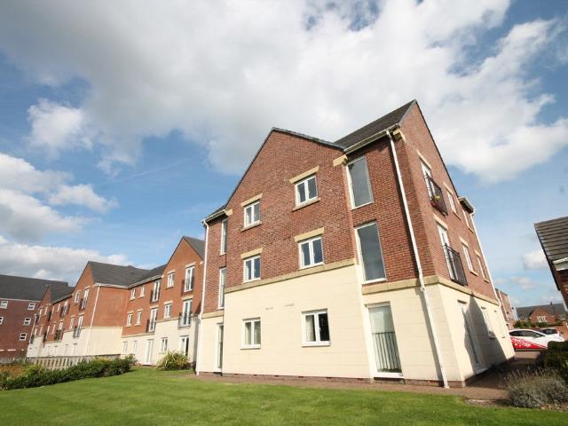 Flat for rent in Euxton, Chorley