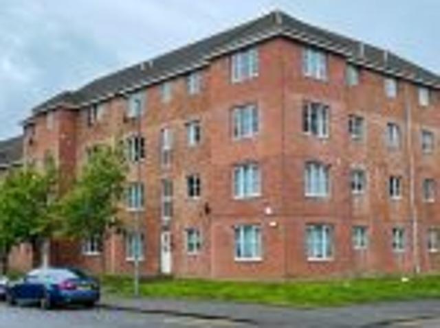 Flat for rent in Baillieston, Scotland