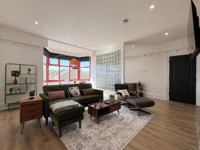 Flat for rent in Bardsey, West Yorkshire
