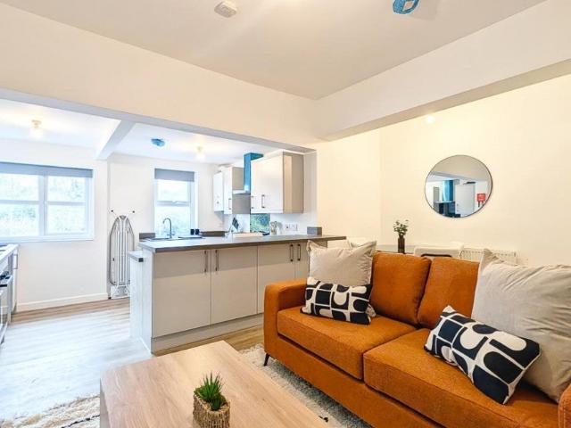 Flat for rent in Alverton, East Midlands