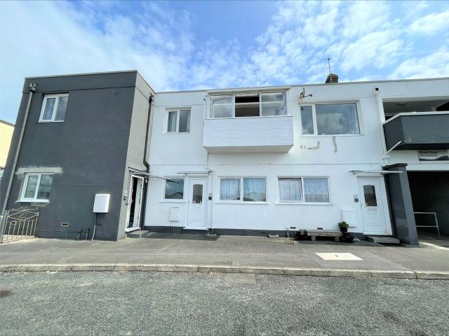 Flat for rent in Torpoint