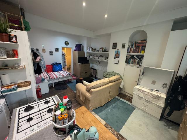 Flat for rent in Gospel Oak, Greater London