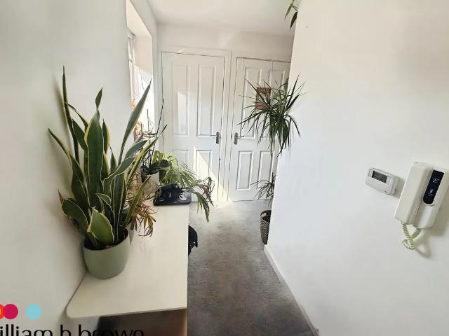 Flat for rent in Badgers Dene, Grays