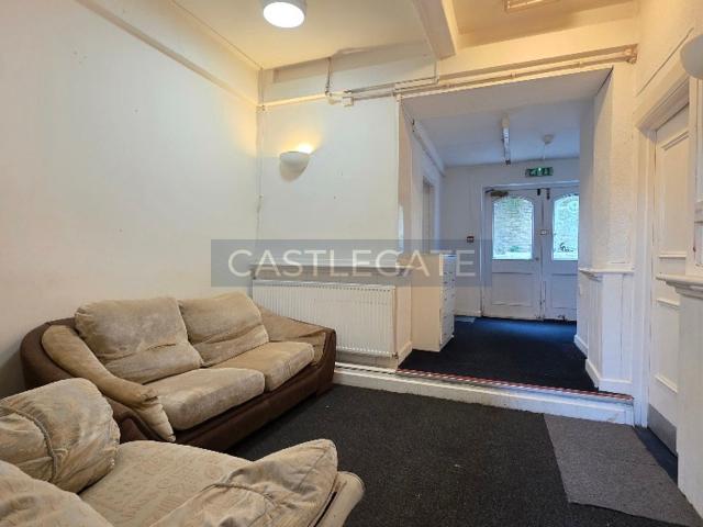 Flat for rent in Thornton Lodge, Huddersfield