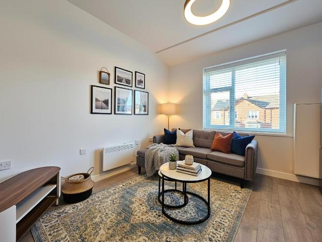 Flat for rent in Broadheath, Trafford Park