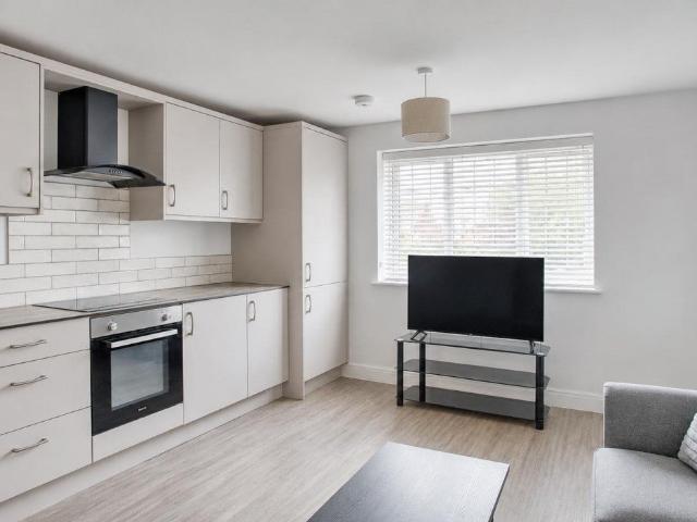 Flat for rent in California, Littleover