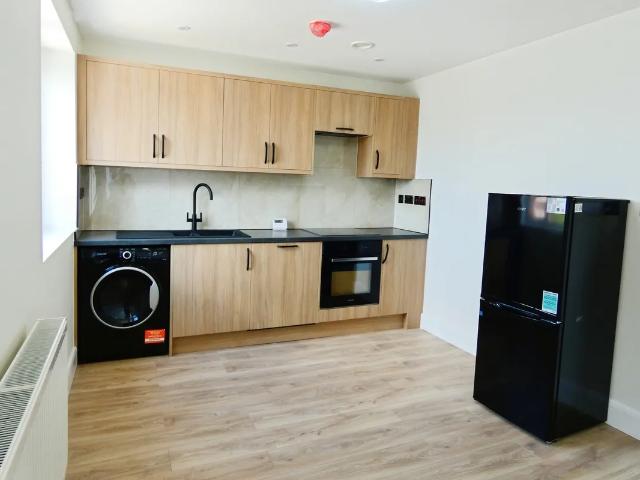 Flat for rent in Wallington, Greater London