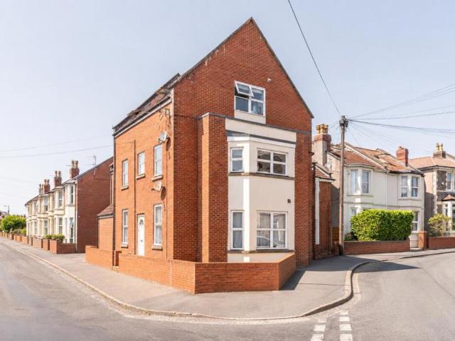 Flat for rent in Bishopston, Feckenham