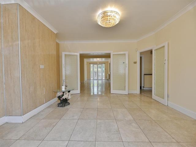 Flat for rent in Barkingside, Greater London