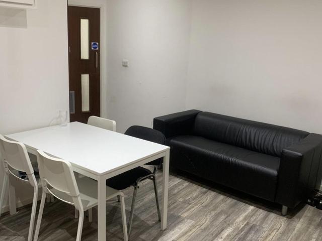 Flat for rent in Black Friars, Old Wharf