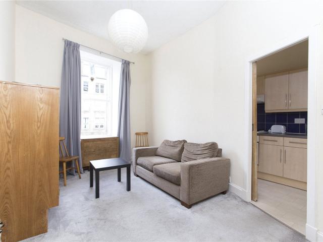 Flat for rent in Marchmont, Scotland