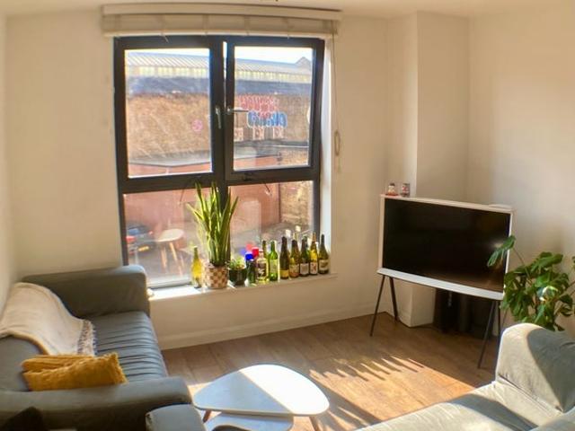 Flat for rent in South Hackney, Greater London
