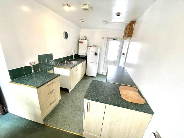 Flat for rent in Treherbert