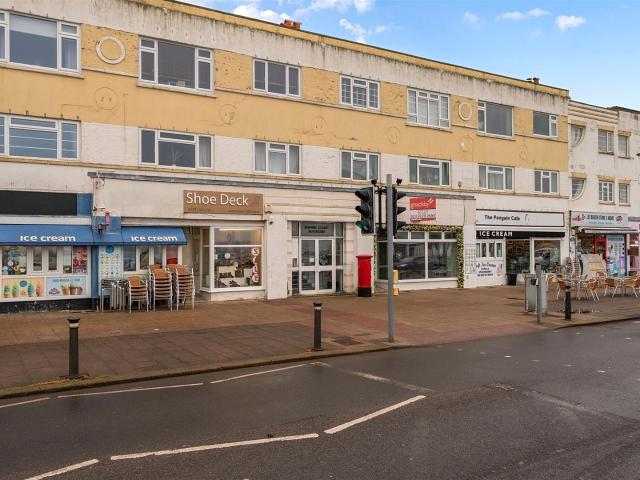 Flat for rent in Lee-on-the-Solent, Middlecroft