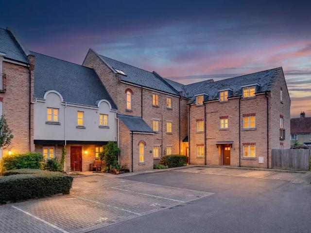 Flat for rent in Eaton Ford, Huntingdonshire