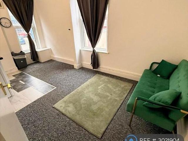 Flat for rent in Brackenfield, East Midlands